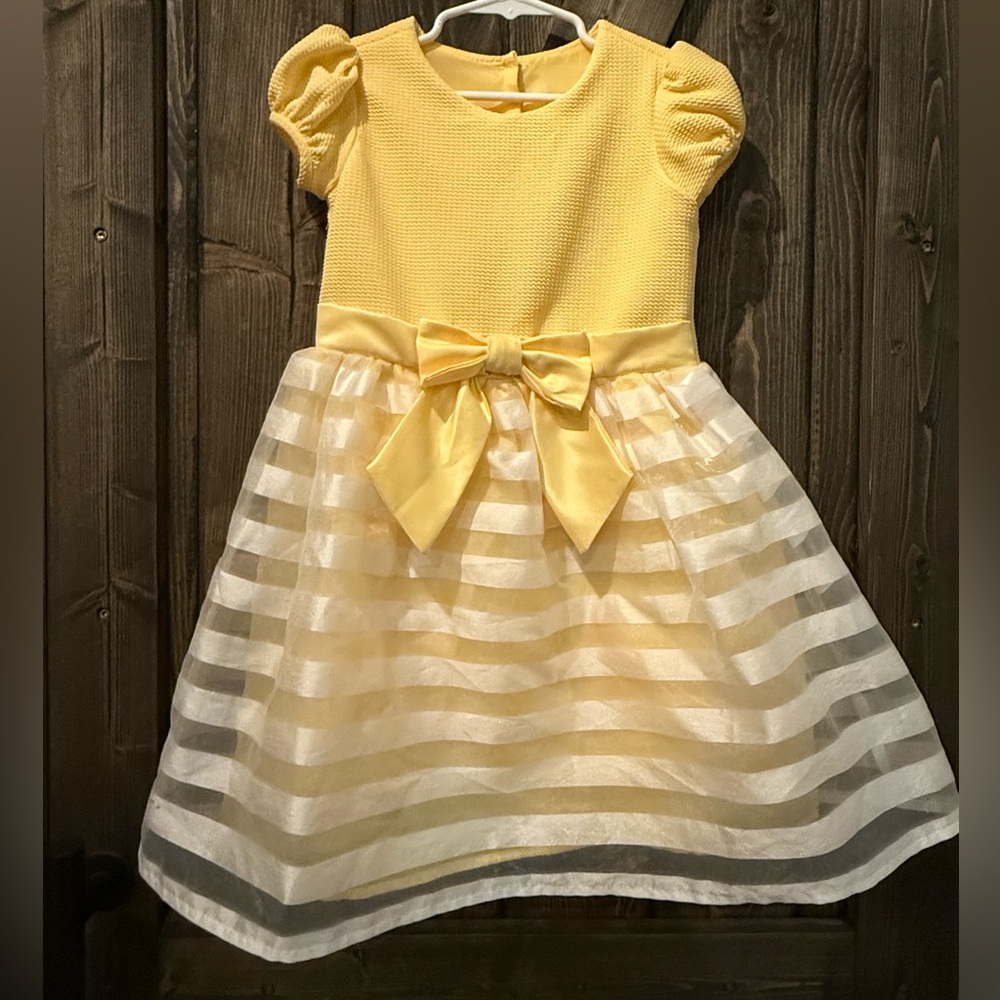 Yellow and white dresss